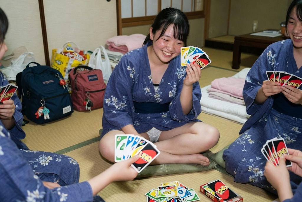 修学旅行の夜に...