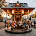 神社ぽい回転木馬と観覧車 2枚目
