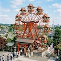 神社ぽい回転木馬と観覧車 3枚目