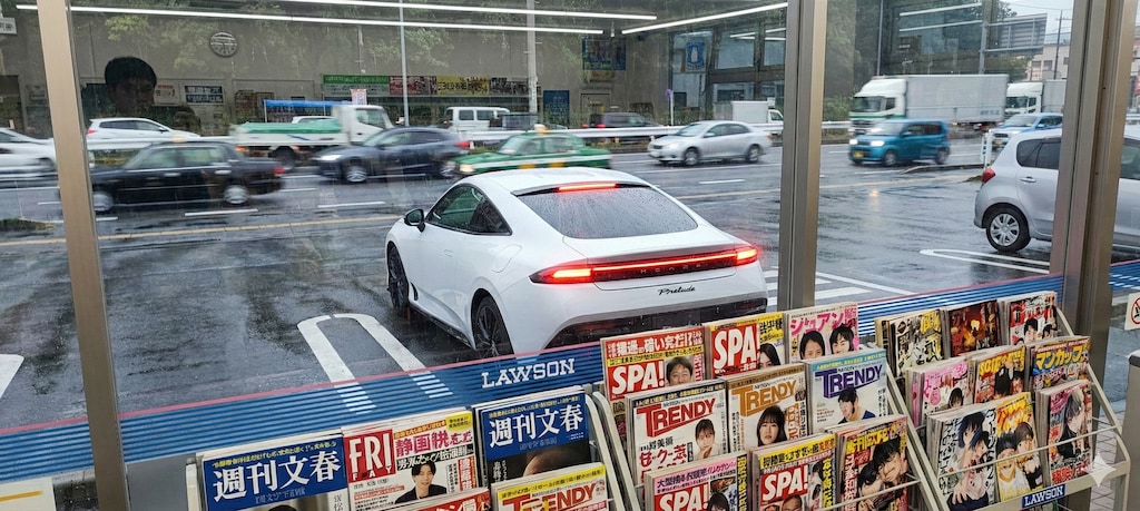 コンビニで見かけたプレリュード
