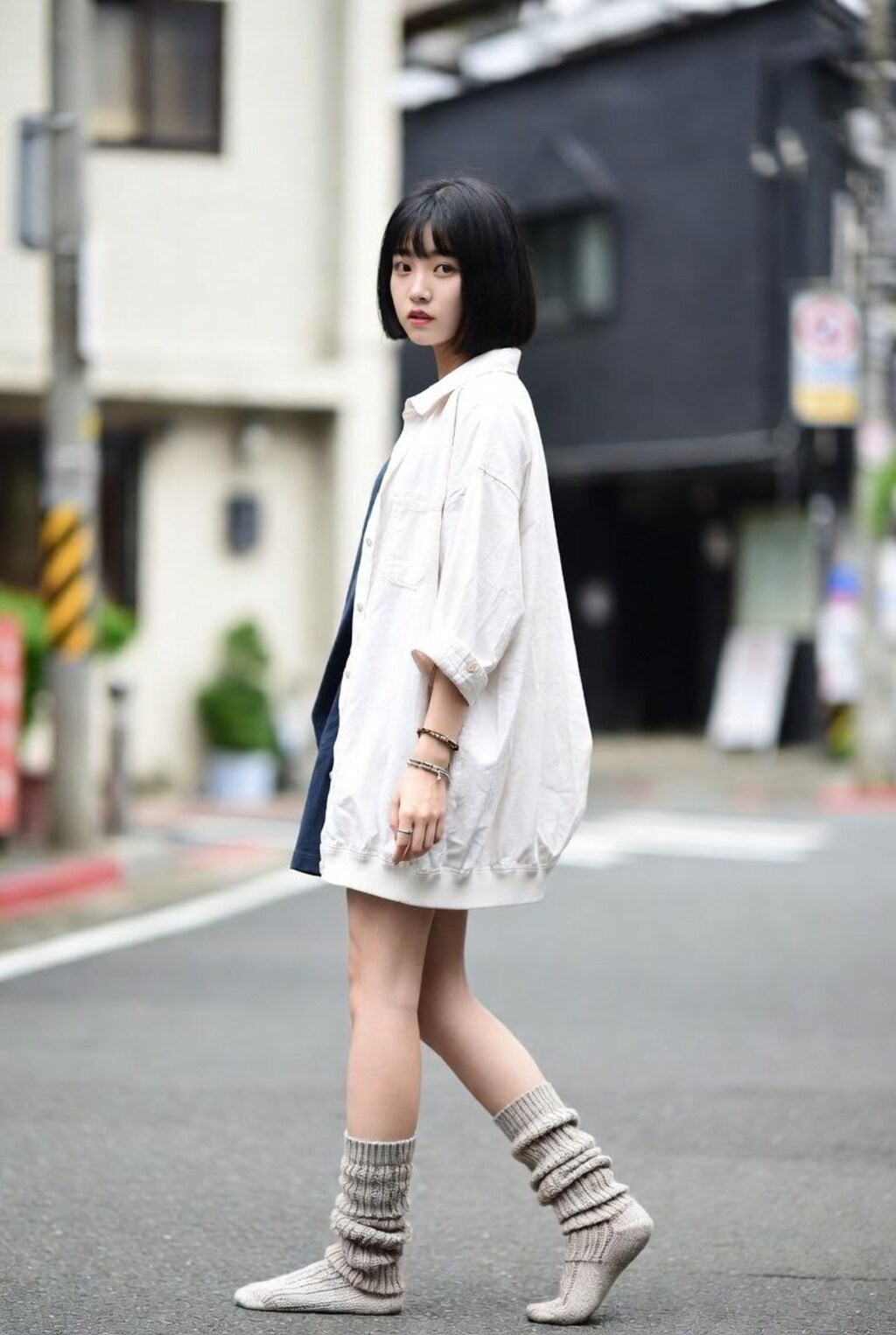 ボブカットの女子2