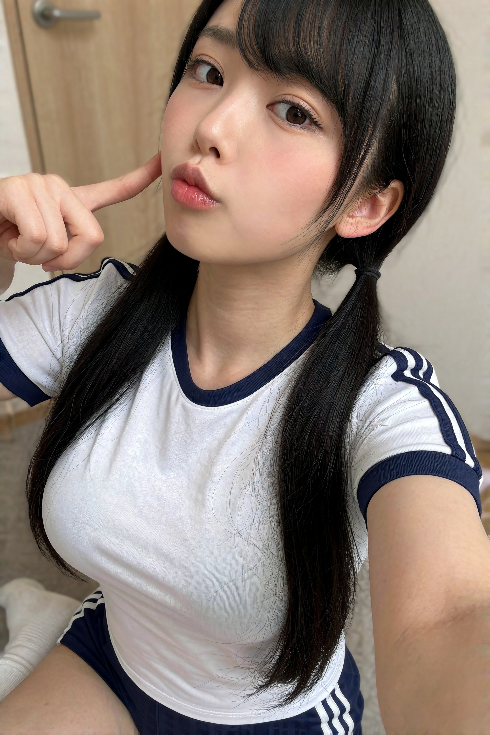 体操服自撮りちゃん