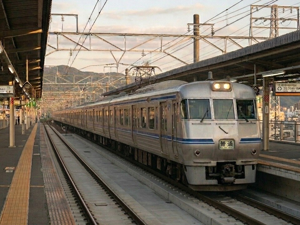 ８３１系近郊形電車
