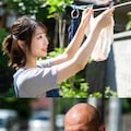 民家の下着を盗んじゃうおじさん 4枚目