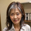 Yシャツだけ熟女 5枚目