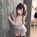 更衣室で可愛い女の子 4枚目