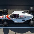 マルボロカラーF1を上から撮影した写真風 2枚目