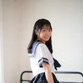 制服パンツとおしり 2枚目
