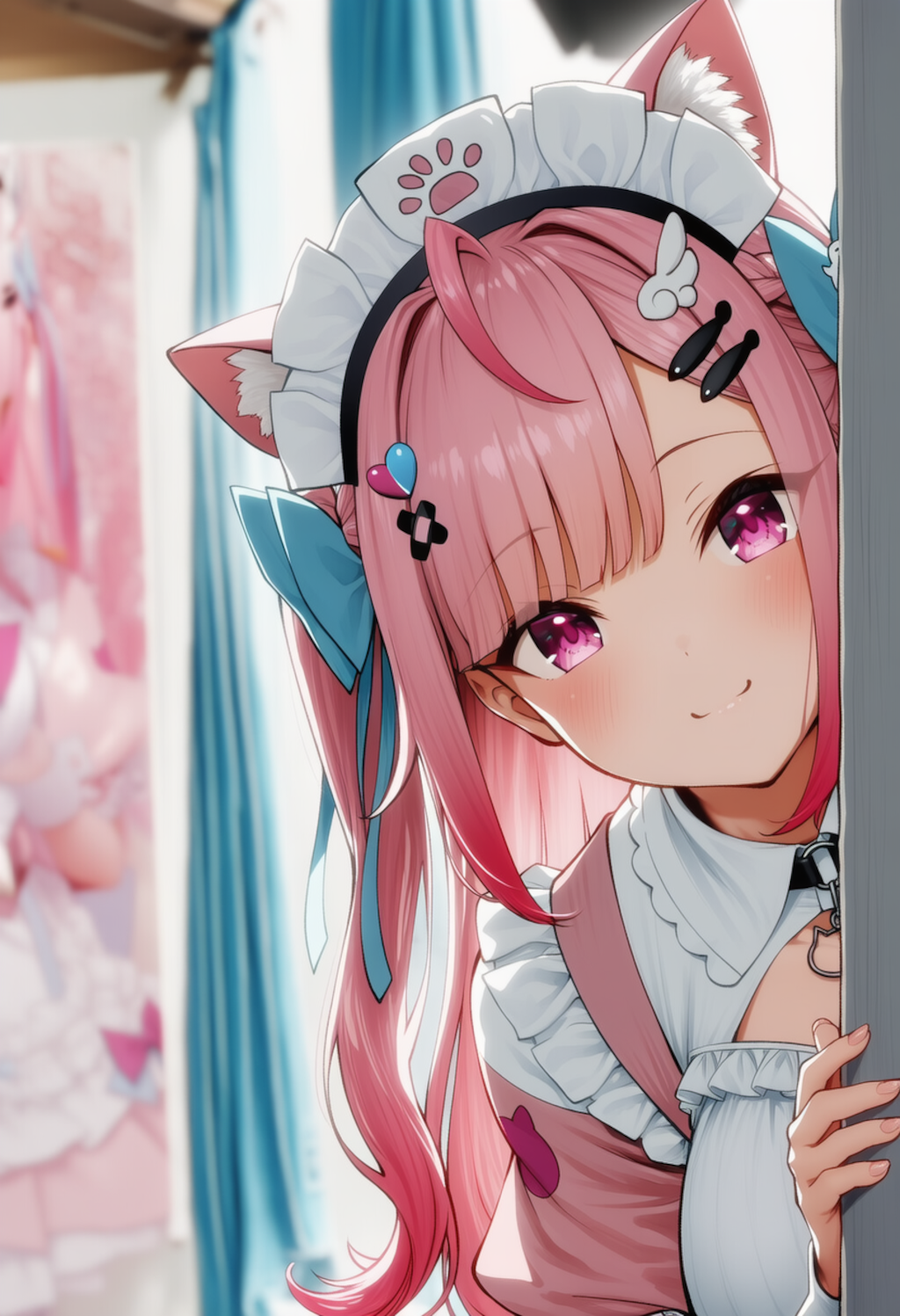 さくたんが物陰からジッと見つめているだけ