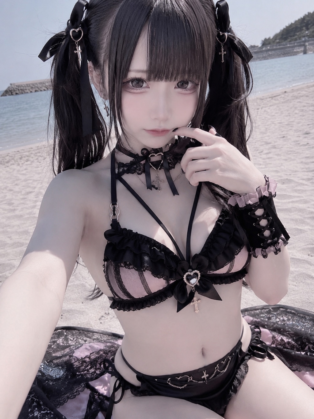 地雷水着(巨乳あり)