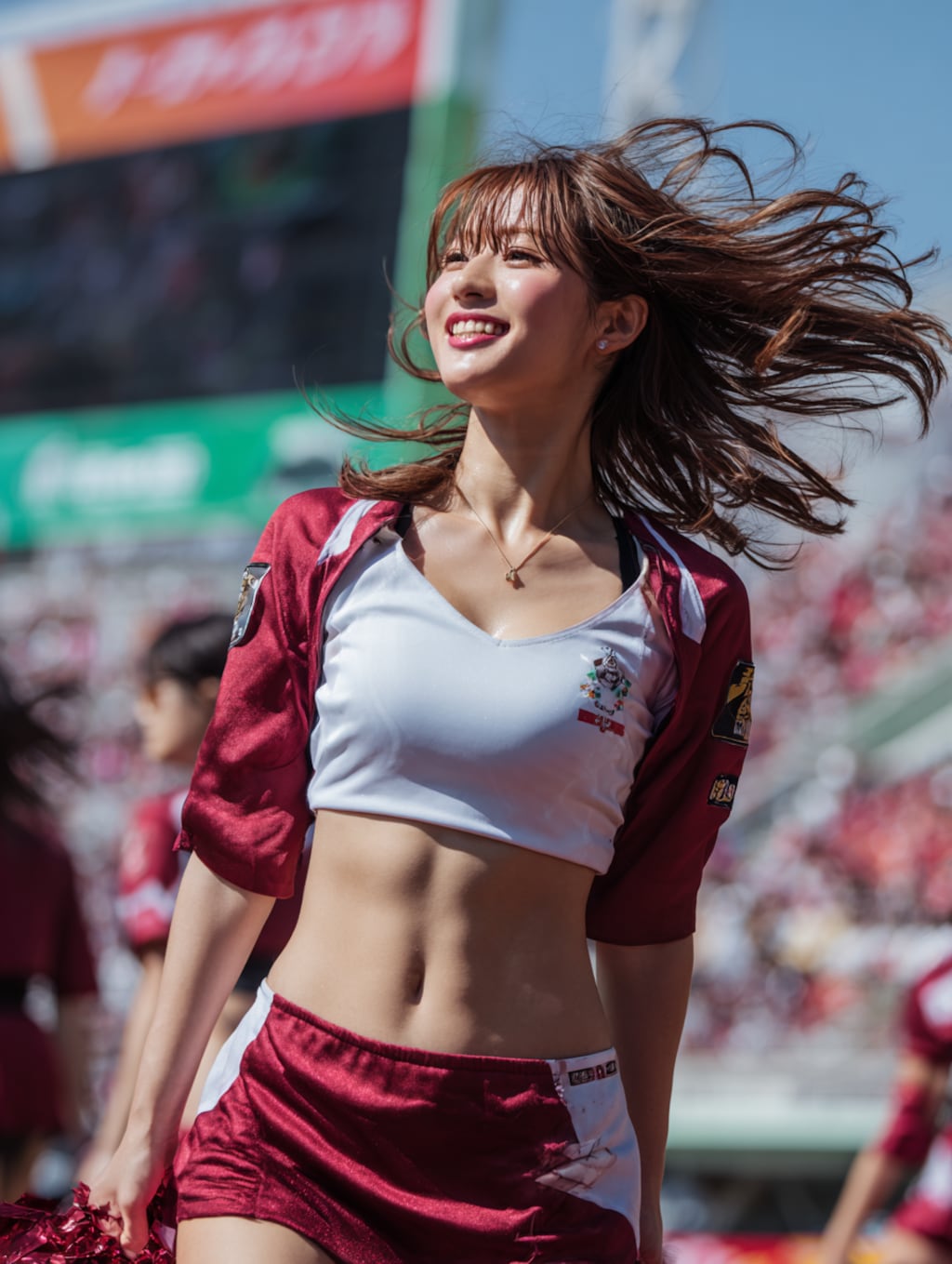 見えそうで見えないチアガール
