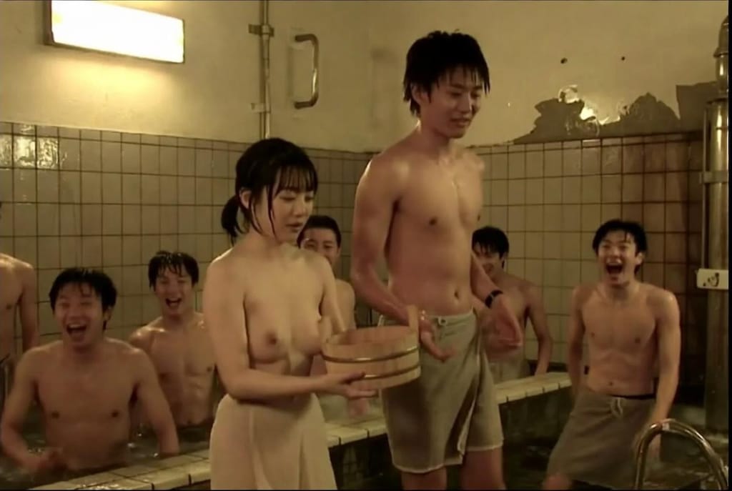 先輩の真似をして男湯に入っちゃう後輩