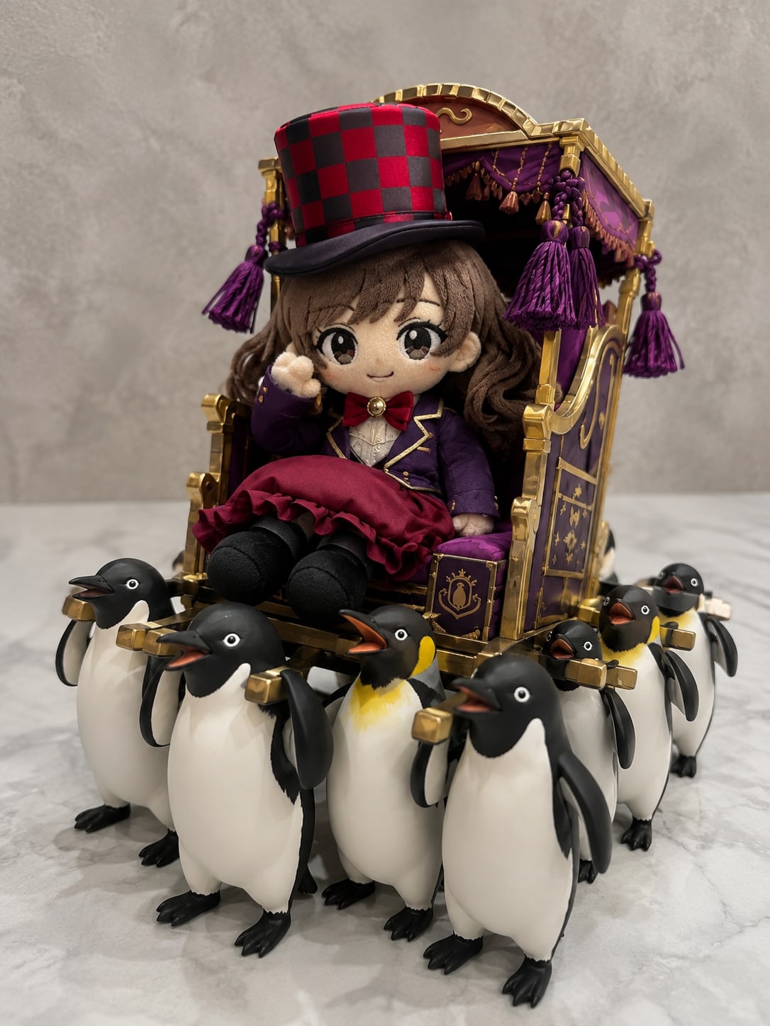 怪盗バージョン冴のぬいぐるみ(とペンギンフィギュア)