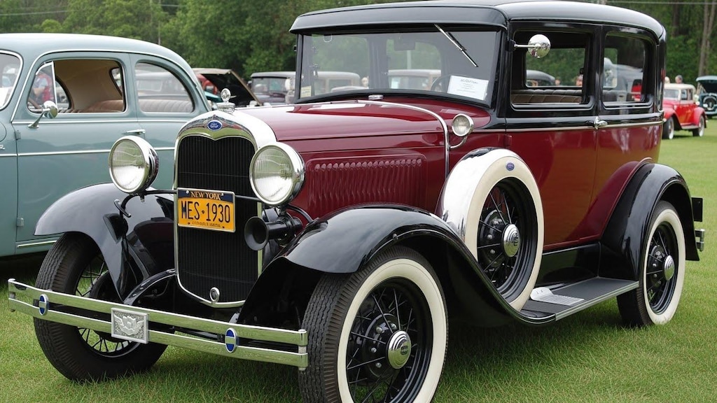 フォ―ドセダン