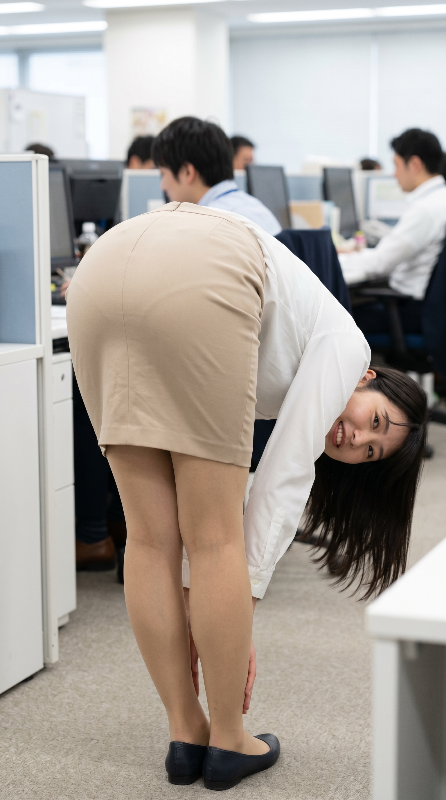 前屈見てください