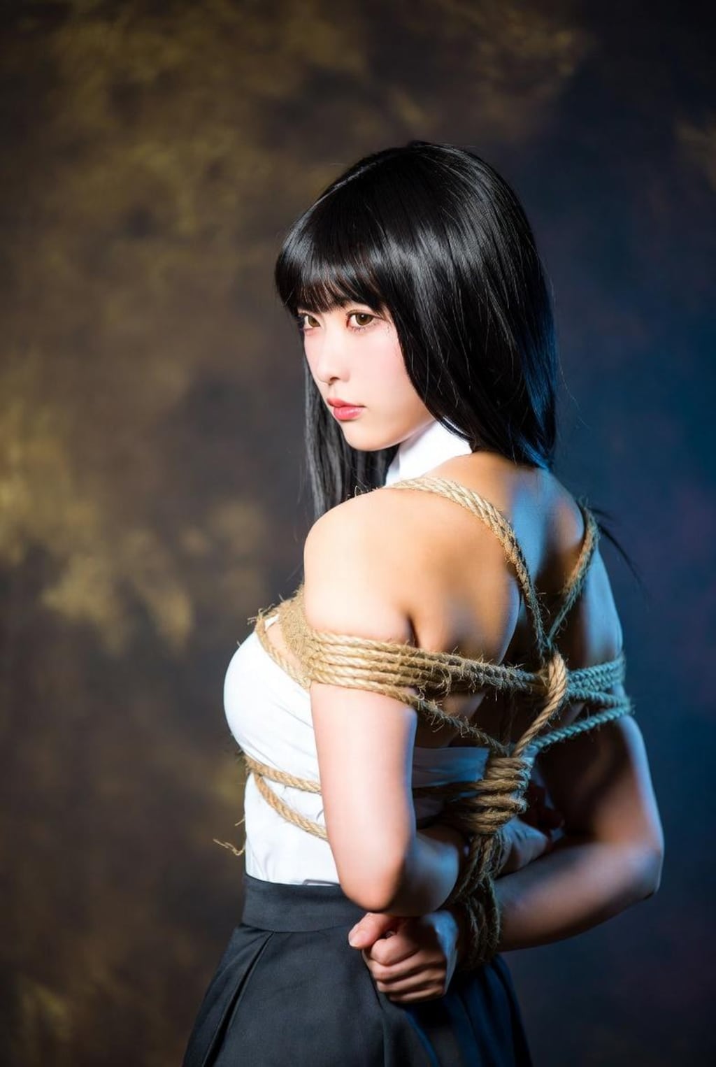 女格闘家の緊縛