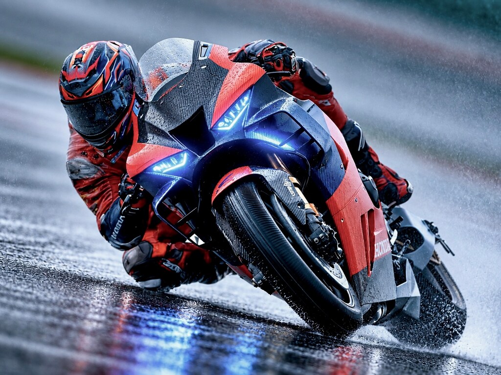 HONDA CBR1000RR-R