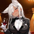 酔っ払い狐タキシード 3枚目