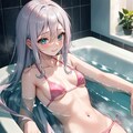 ココ、少し空いてますよ。どうぞ。 2枚目