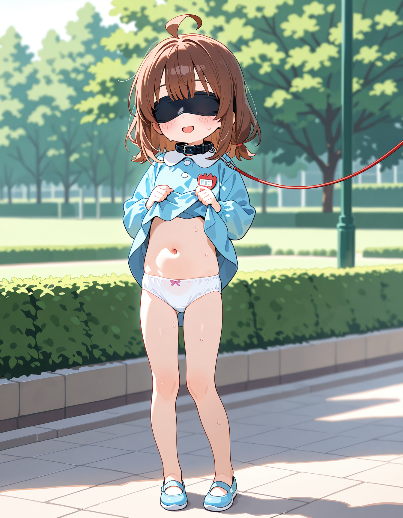 目隠してるから恥ずかしくない……よね?