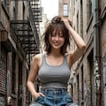 路地裏でキメる地方アナ 2枚目