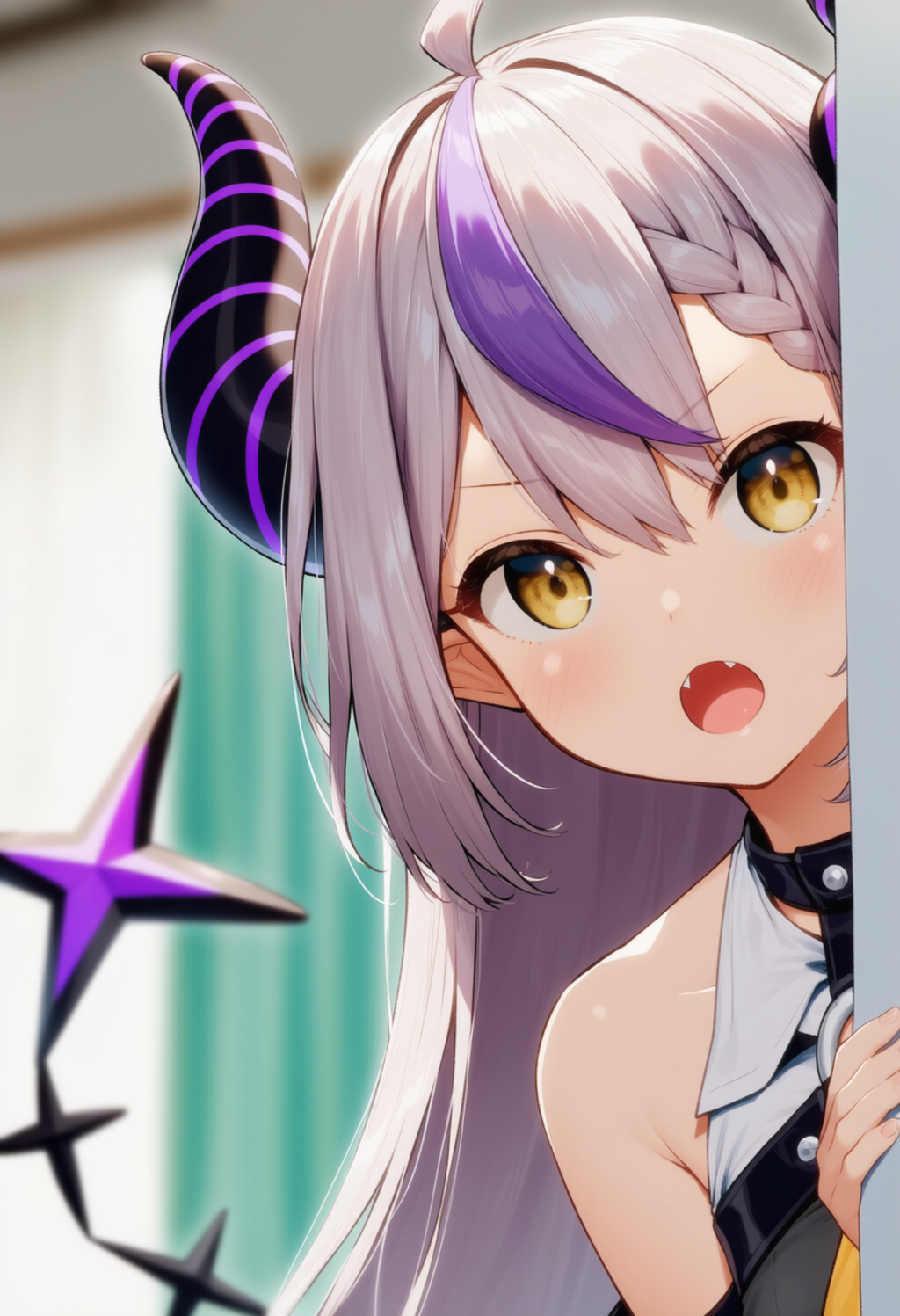 やまだが物陰からジッと見つめているだけ