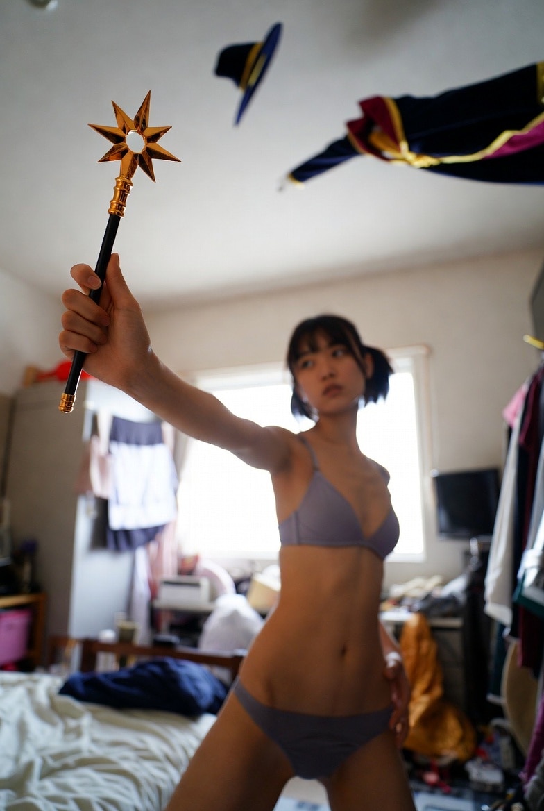 空飛ぶ魔法をエイッ！・・・服だけが飛ぶ