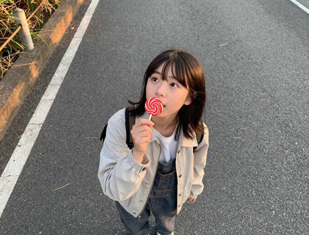 冒険する女の子　１