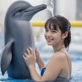 イルカとトレーナーの友情　Friendship between dolphin and trainer 4枚目