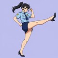婦警さんのハイキック 2枚目