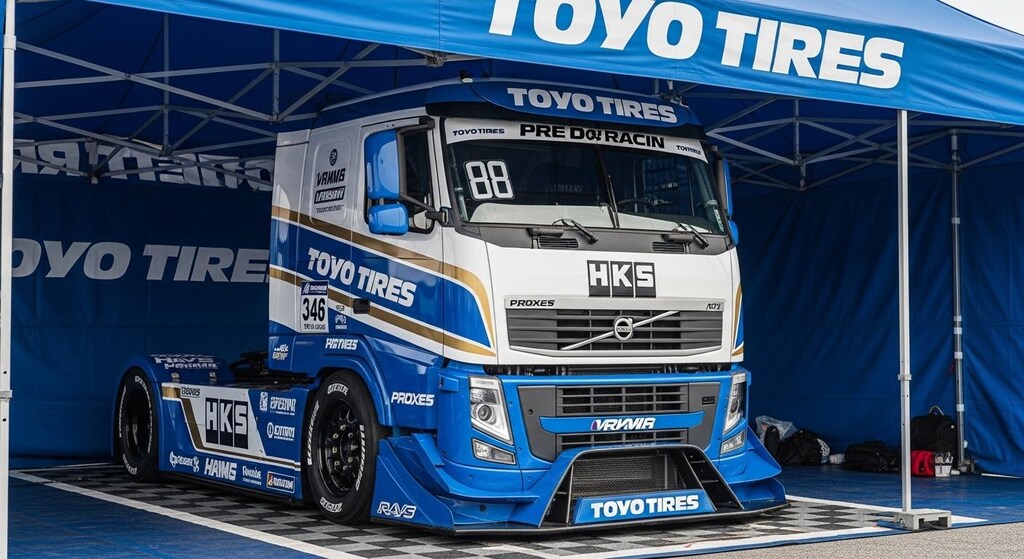 トーヨータイヤボルボトラック