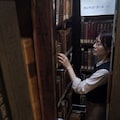 Keeper of Forgotten Books 3枚目