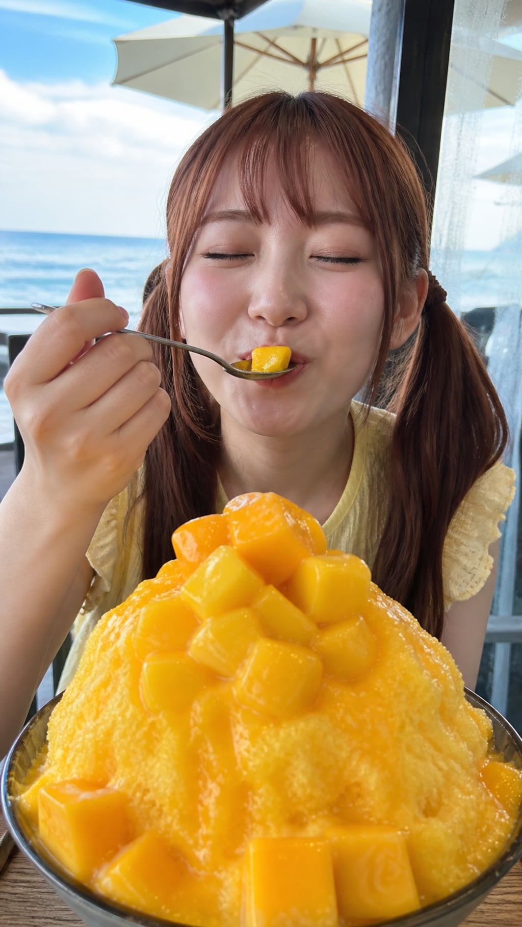 Mango Dreams by the Sea