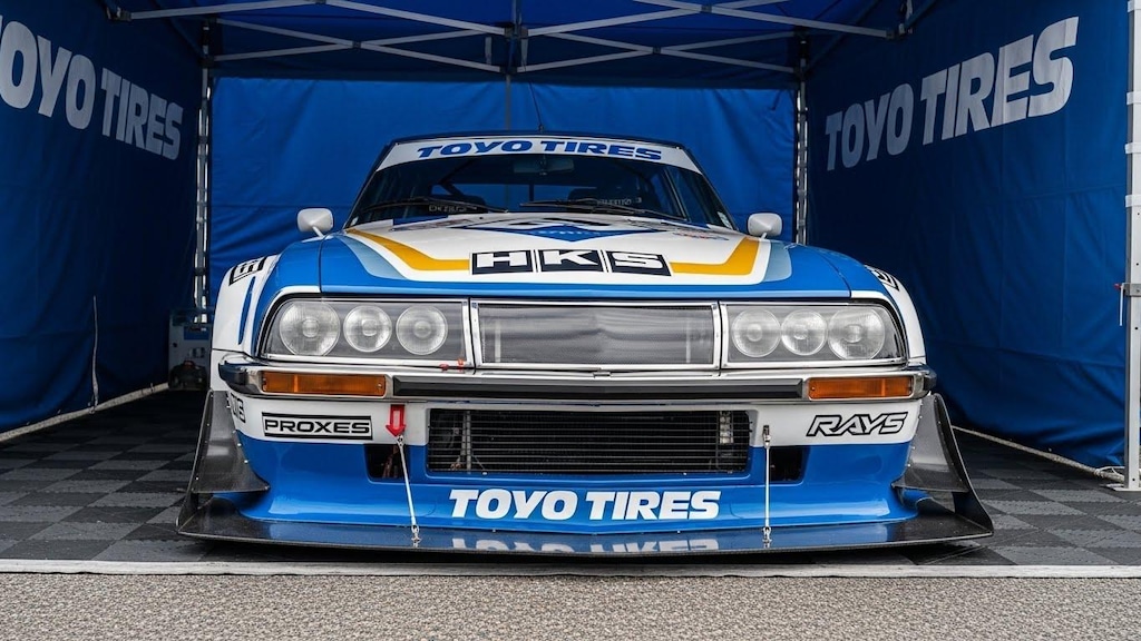 トーヨータイヤシトロエンセダン