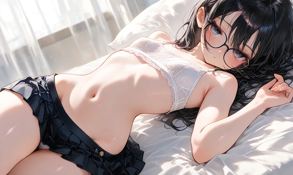 黒髪メガネロングブラ