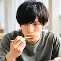 食べ方が汚いイケメン 2枚目
