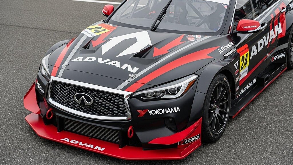 アドバンインフィニティレーシングカー