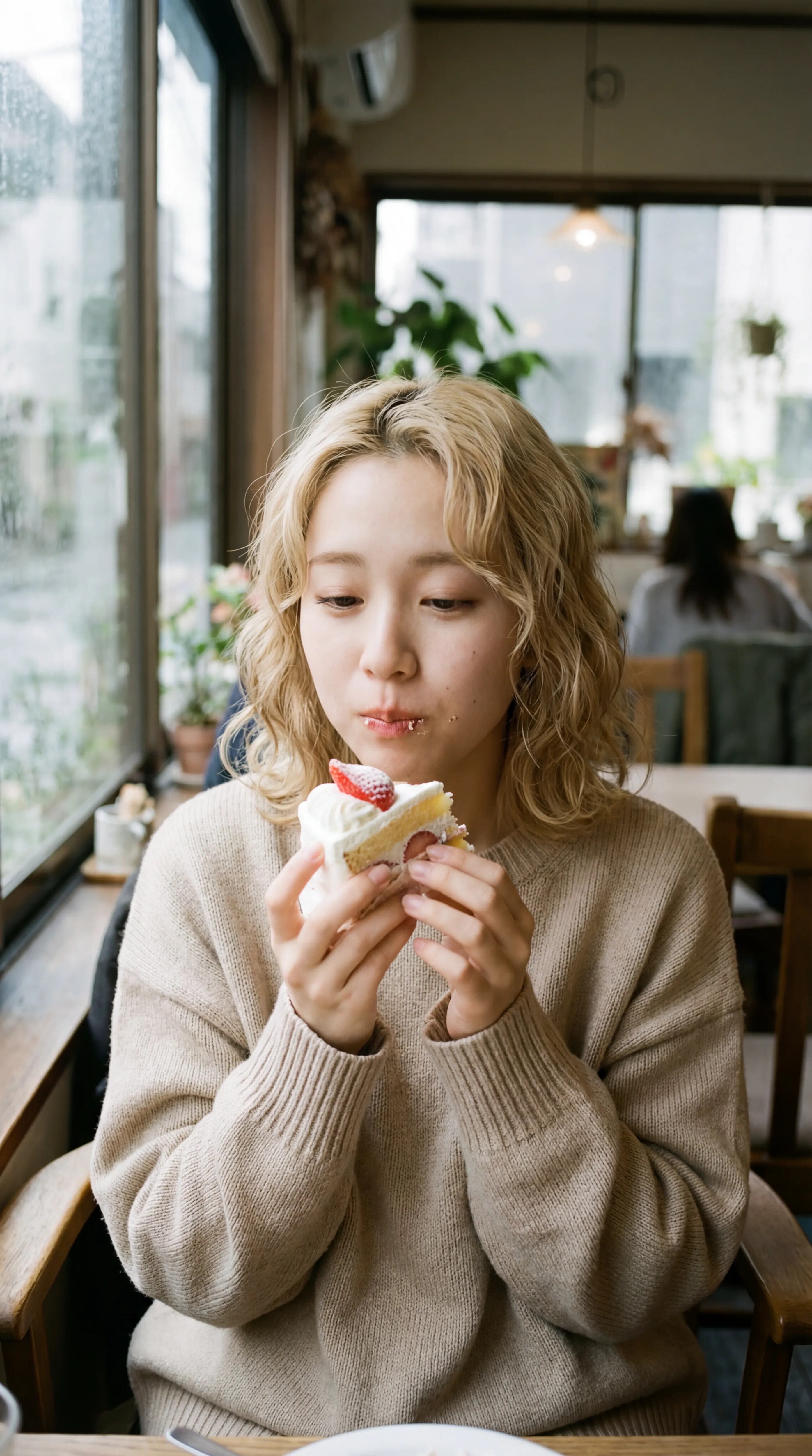 Golden Curls and Creamy Delights