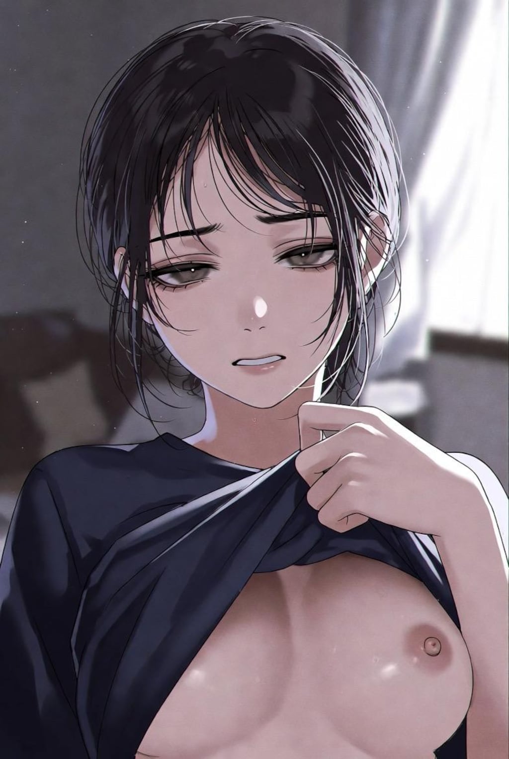 嫌々おっぱいを見せてくれる女の子