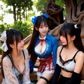 私たち本当は双子なんだって・・知ってた？ 2枚目