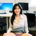 パンチラ　職場の同僚 5枚目