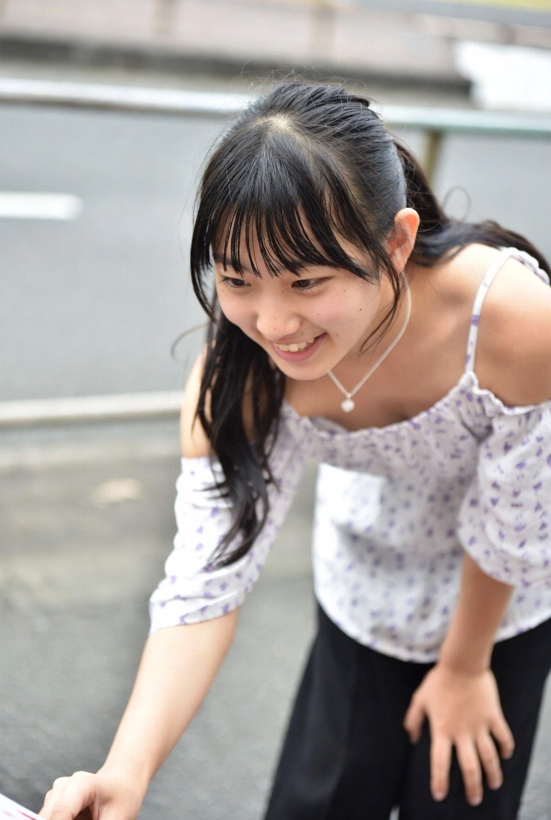 お姉さん2