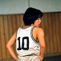 球戯 4枚目