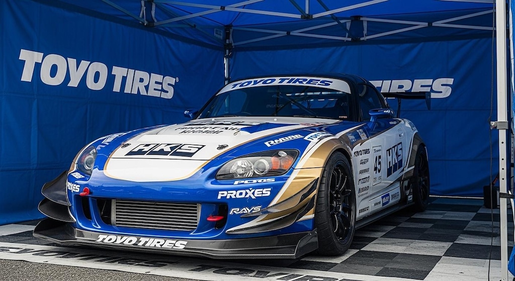 トーヨータイヤS2000