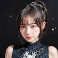スパイダーボディースーツでポロリ 9枚目
