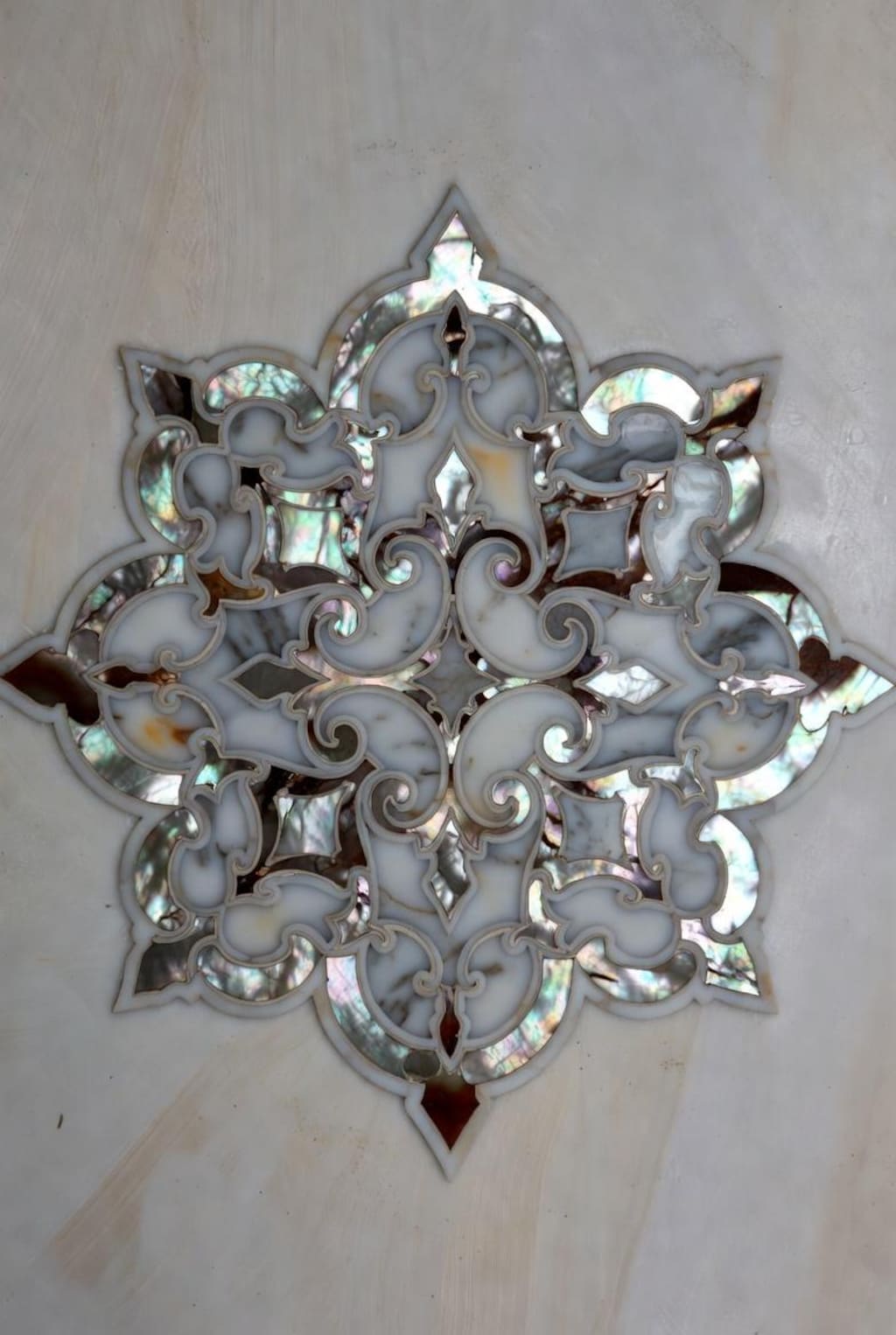 大理石と螺鈿細工集１