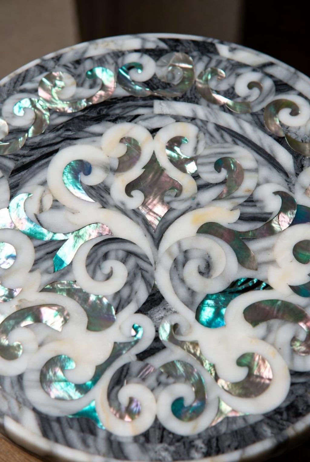 大理石と螺鈿細工集１