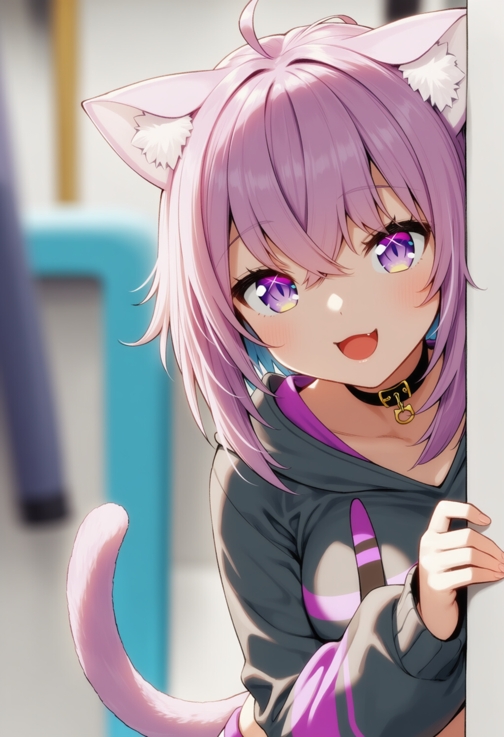 おかゆんが物陰からジッと見つめているだけ