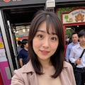 近くにお化け屋敷が⋯。みんな入りたそうですが、この格好で誰にもしがみつけないので、今回は見送ろうっと⋯w 4枚目