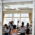 望遠レンズで教室を… (1) 7枚目